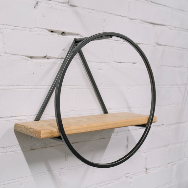 Подставка ЛОФТ настенная ТРЕУГОЛЬНИК 51-05 черная 36*17см РЗДИ